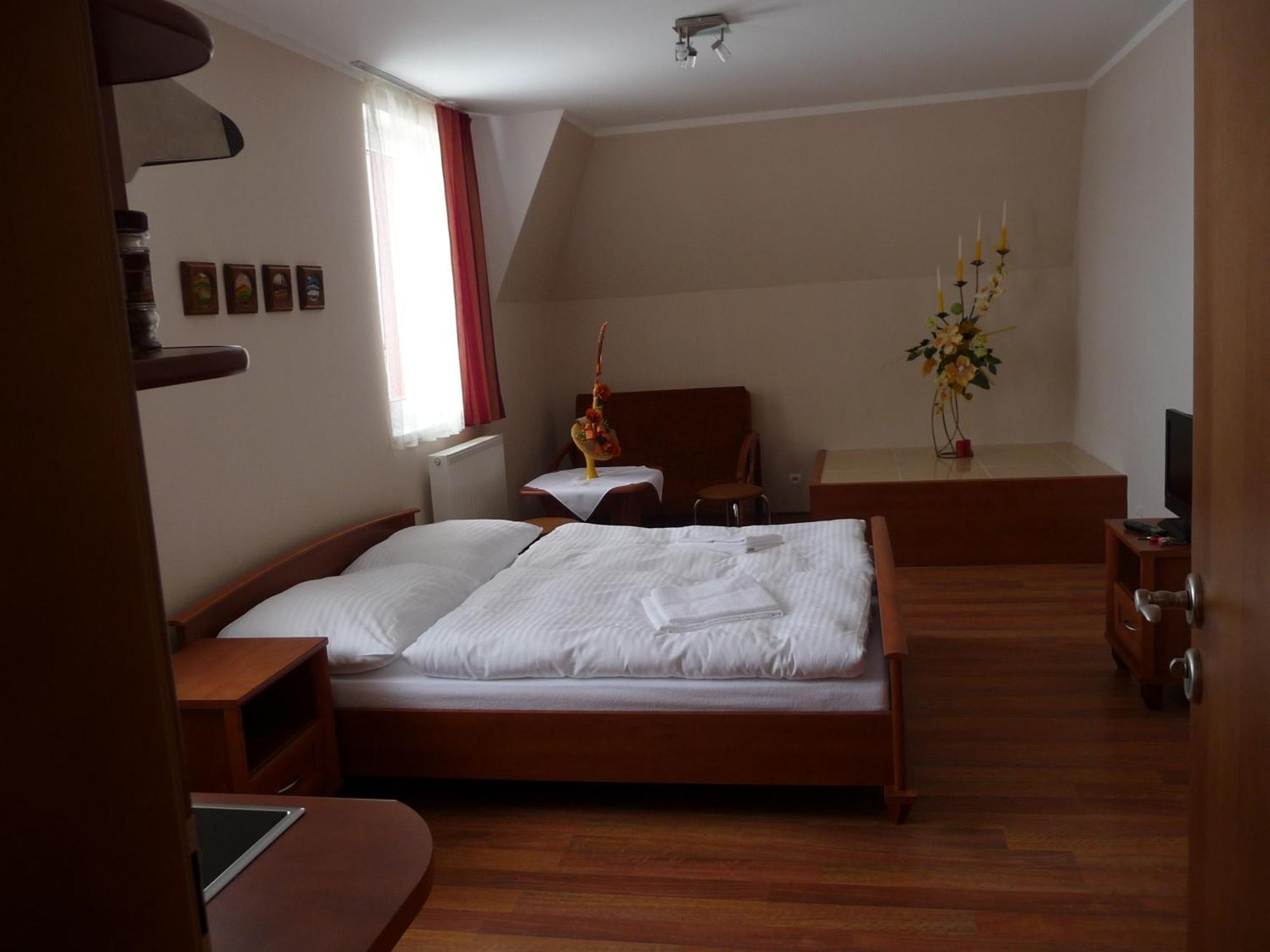 Guest House Penzion Fortuna Tvrdosin Exteriér fotografie