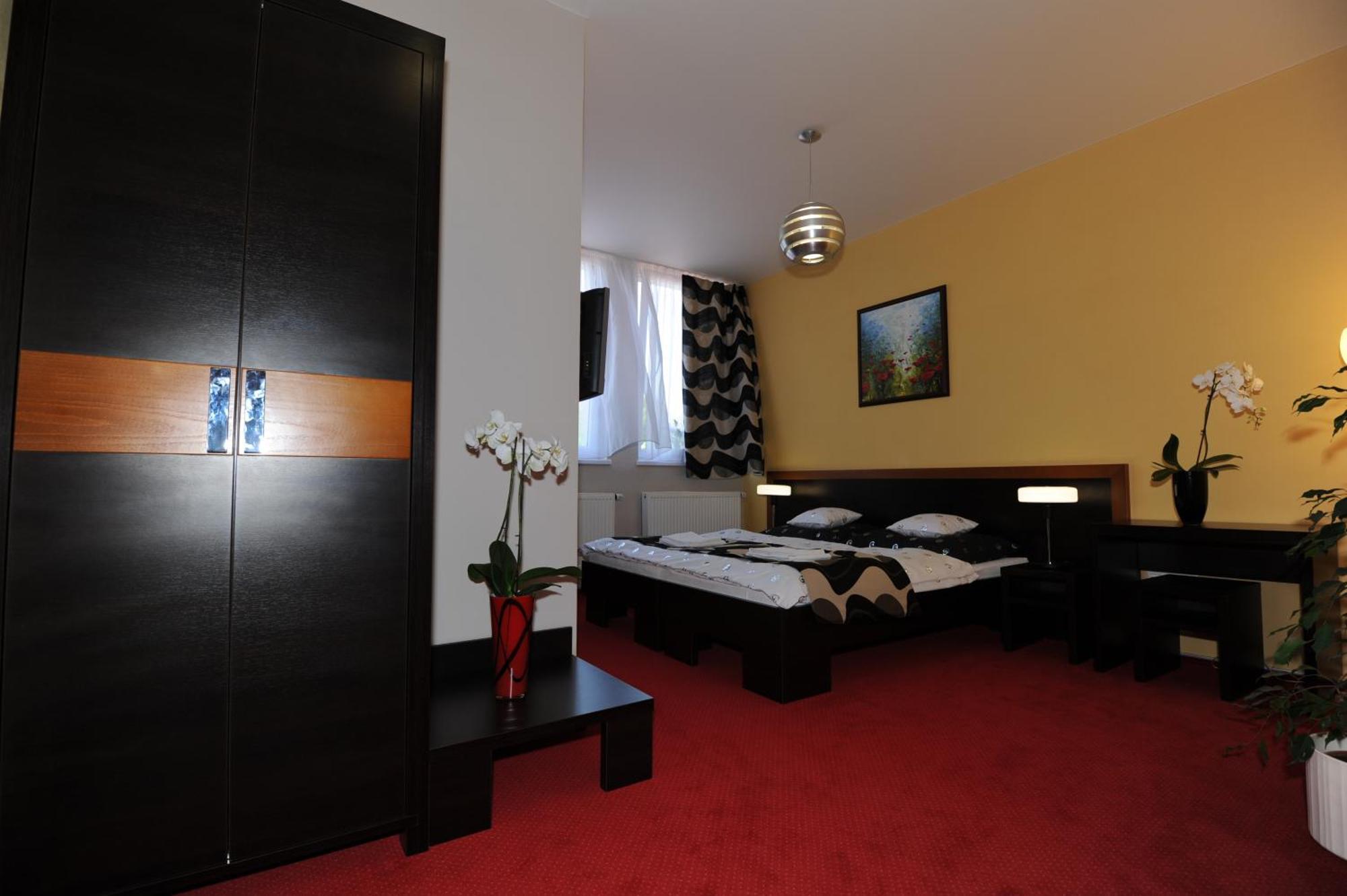 Guest House Penzion Fortuna Tvrdosin Exteriér fotografie