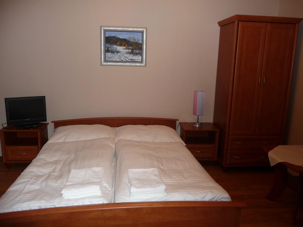 Guest House Penzion Fortuna Tvrdosin Exteriér fotografie