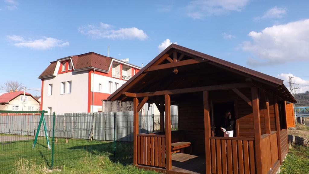 Guest House Penzion Fortuna Tvrdosin Exteriér fotografie